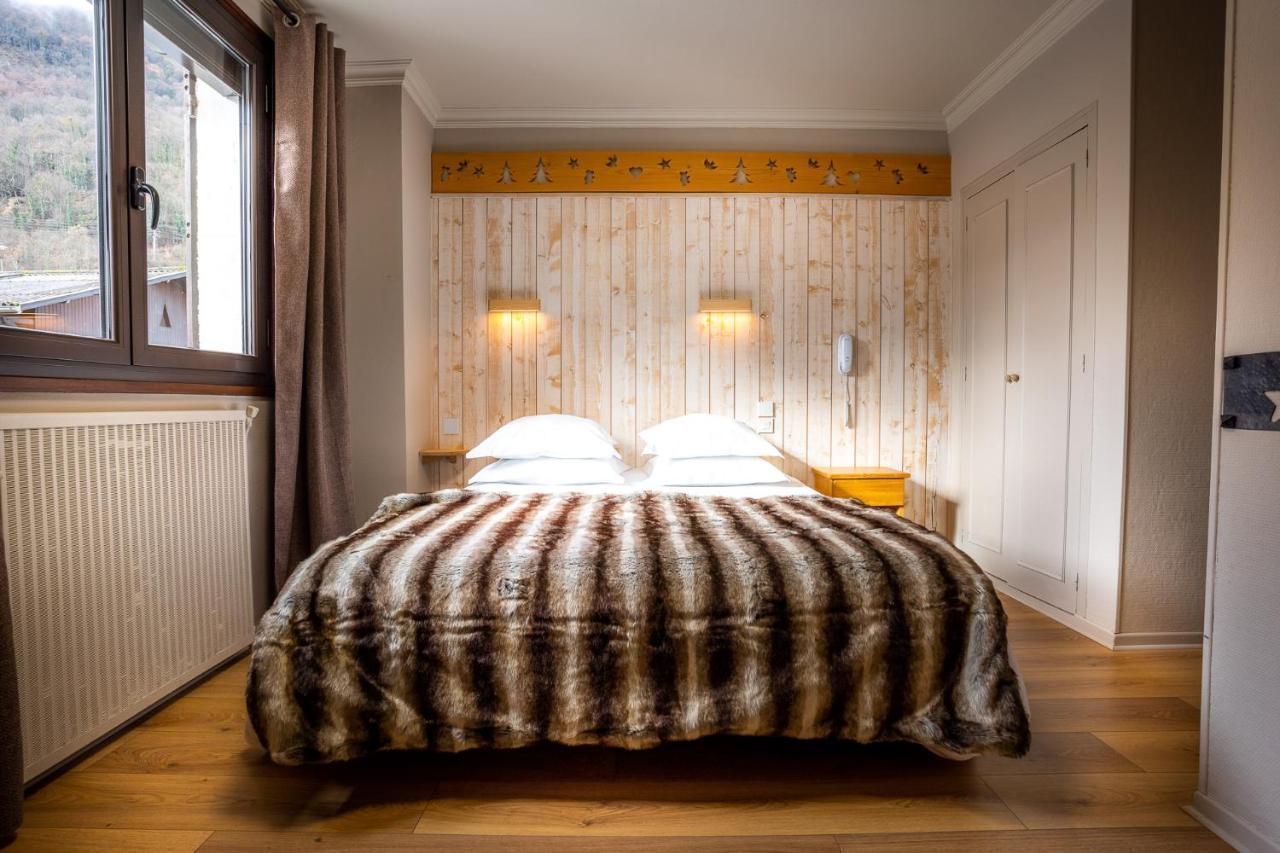 Hotel La Rencluse Saint-Mamet Екстер'єр фото