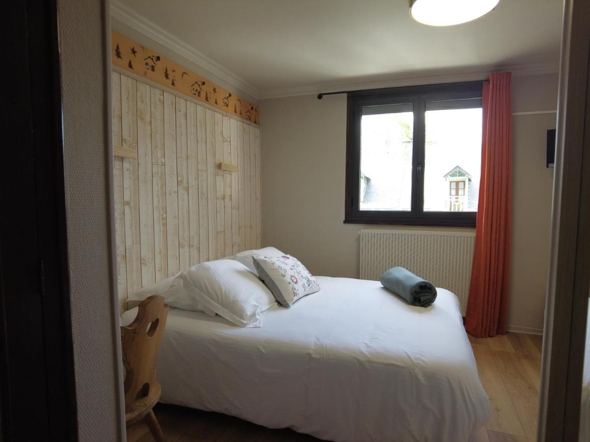 Hotel La Rencluse Saint-Mamet Екстер'єр фото