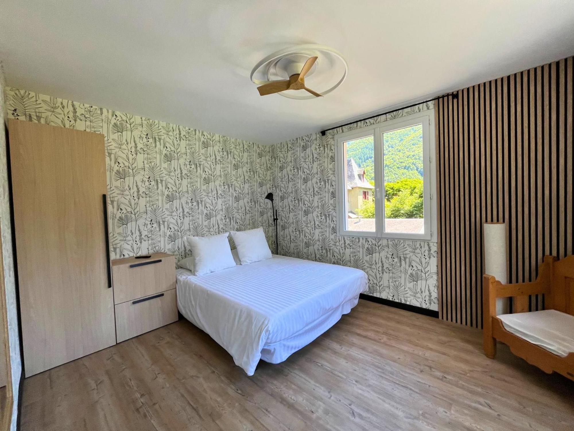 Hotel La Rencluse Saint-Mamet Екстер'єр фото