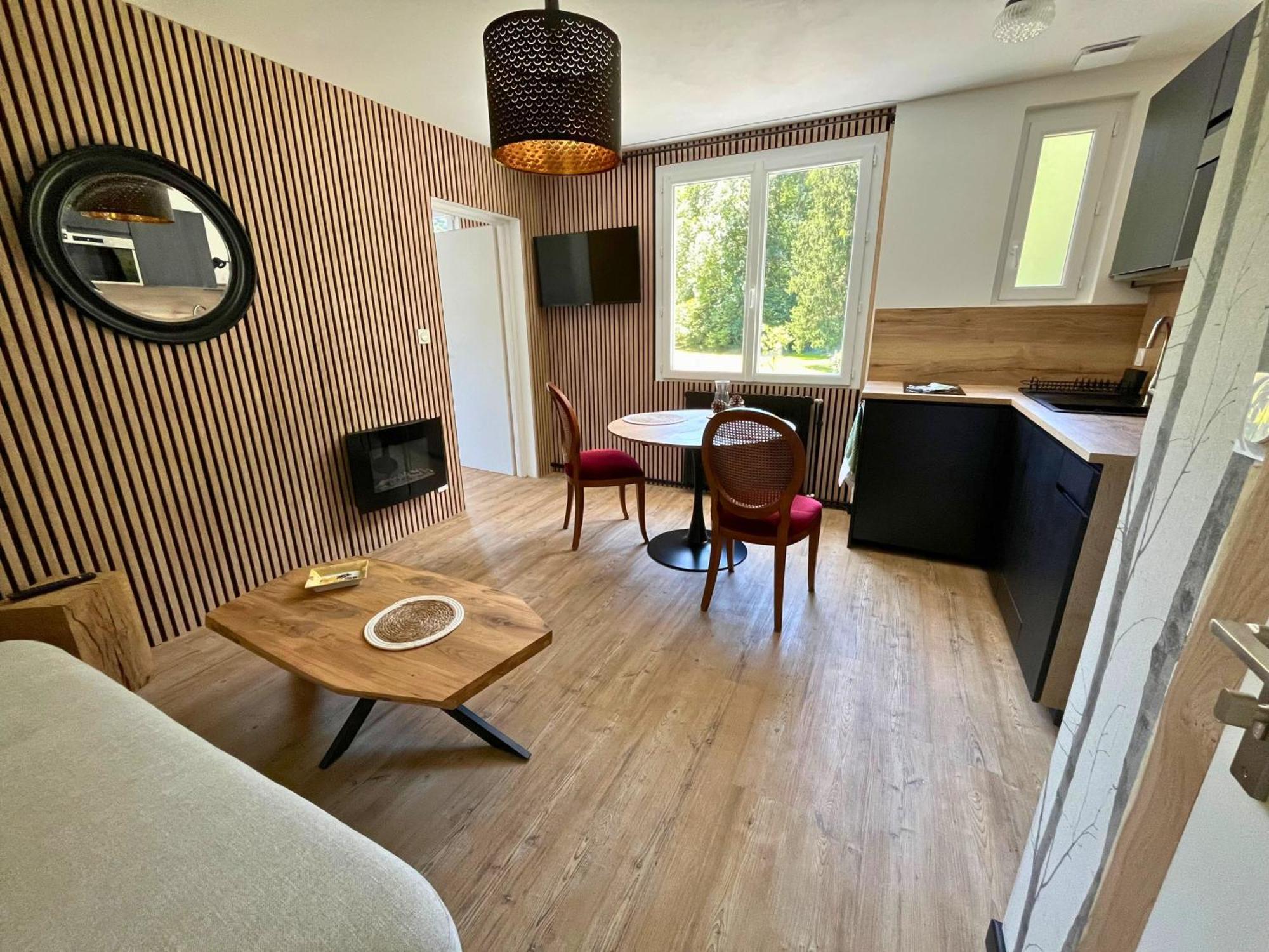 Hotel La Rencluse Saint-Mamet Екстер'єр фото