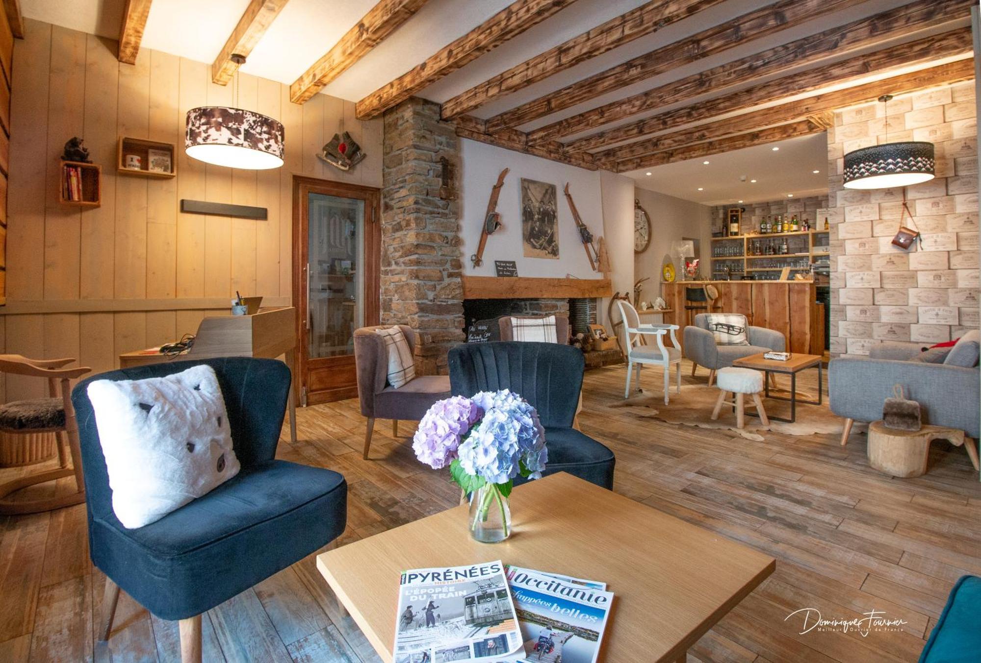 Hotel La Rencluse Saint-Mamet Екстер'єр фото