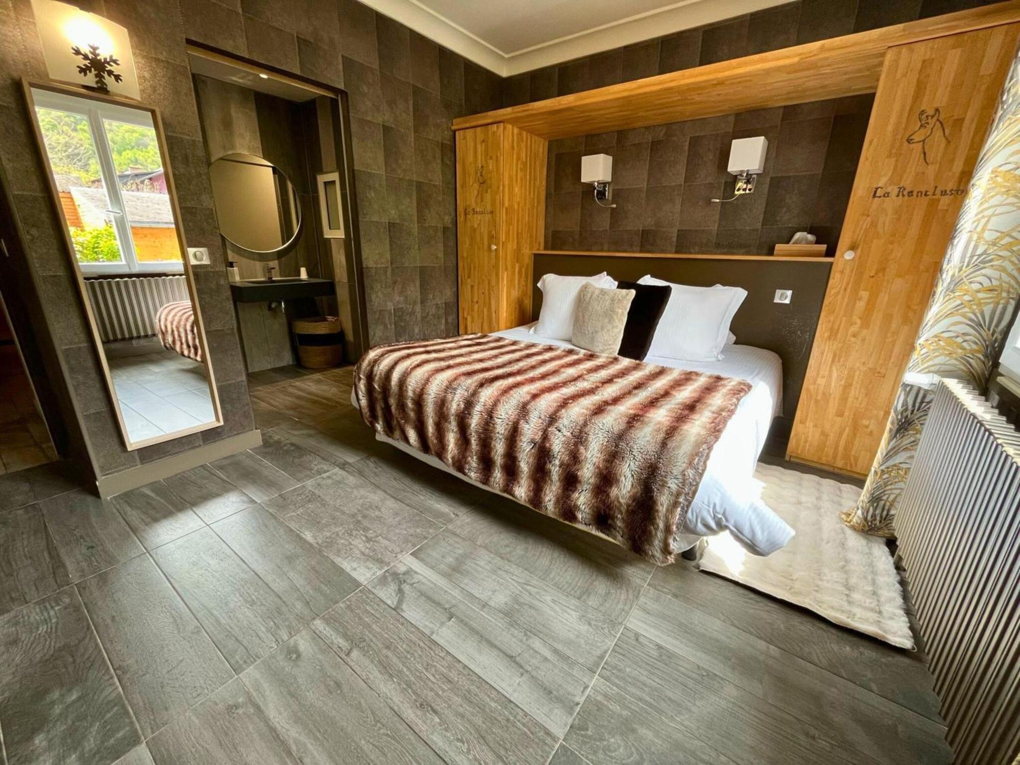 Hotel La Rencluse Saint-Mamet Екстер'єр фото